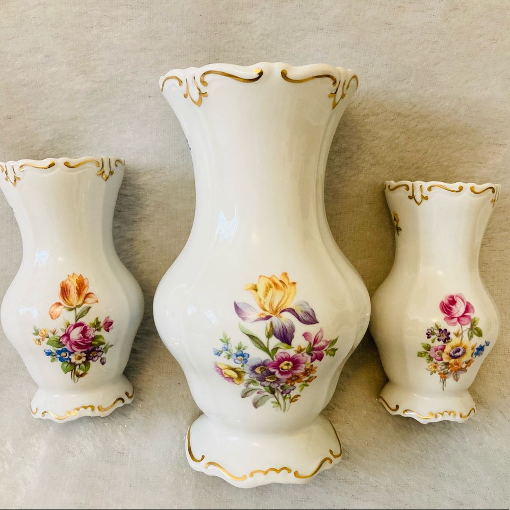 Vintage Weimar Porzellan Bud Vase with Floral Design